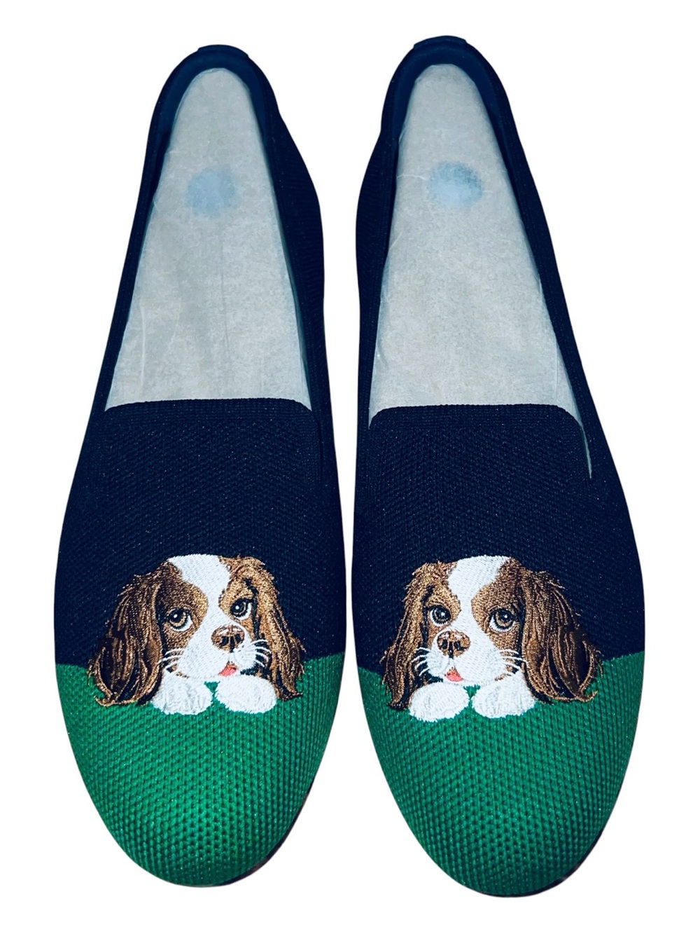 VIVAIA Audrey Round-Toe Embroidered Loafers in the Navy Green - Cavalier dog